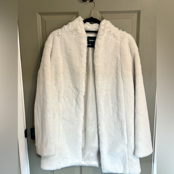 Express white/cream faux fur coat - Picture 1 of 5